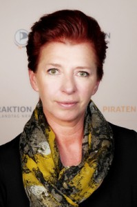 Simone Brand MdL, Integrationspolitische Sprecherin der Piratenfraktion NRW und Sprecherin der Piratenfraktion NRW im Untersuchungsausschuss Silvesternacht 2015